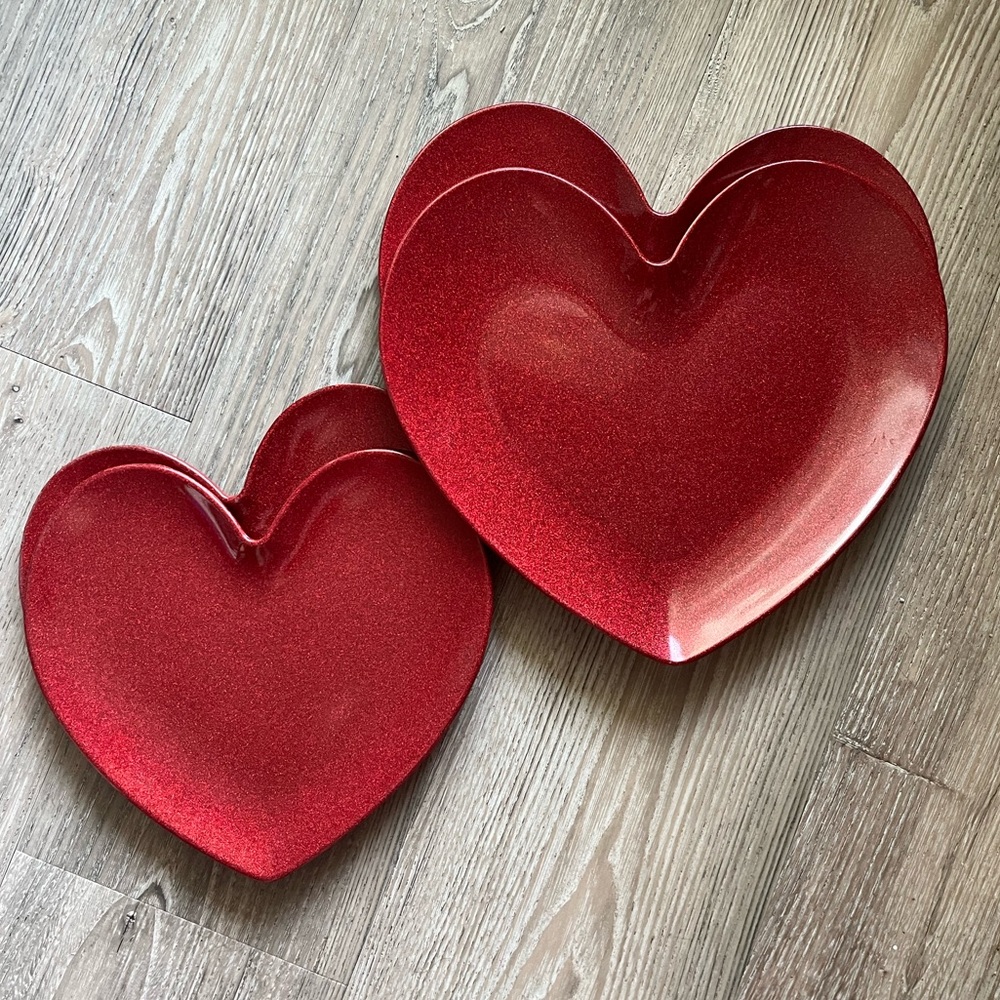 Set of 4 Red Valentines Day Target 2010 Plastic Glitter Heart Dinnerware